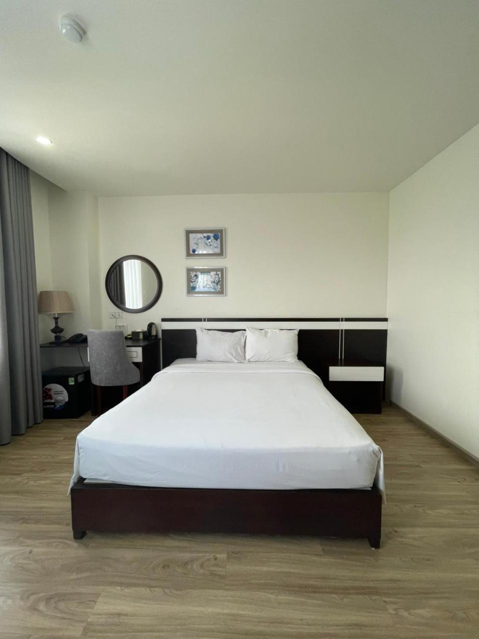 Lotus Hotel & Apartment Hai Phong Exterior photo